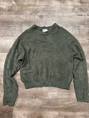Poof Apparel Green Sweater Size Large